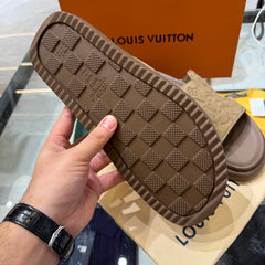 L-V HIGH QUALITY SLIDE HQS26