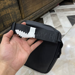 Tommy Classic Shoulder Bag