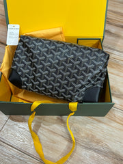 Trendy pouch premium Bag