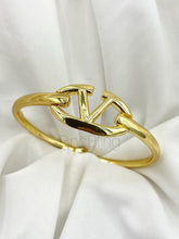Gold Buckle Bracelet