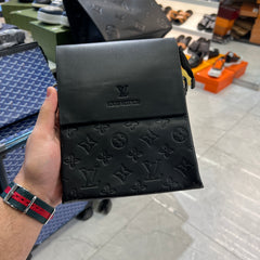 Classic Shoulder Bag