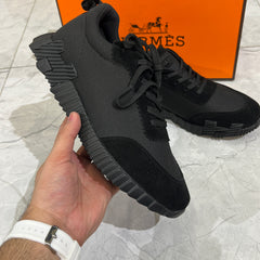 HIGH QUALITY HRMS sneakers