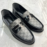 L-V LOAFERS with simple box