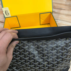 Trendy pouch premium Bag