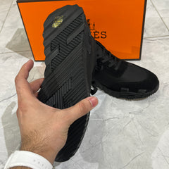 HIGH QUALITY HRMS sneakers