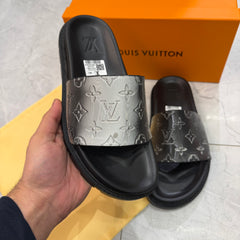 PREMIUM IMPORTED SLIDE WITH BOX HQS