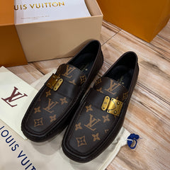 Premium Moccasin