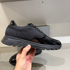 GU HIGH QUALITY SNEAKERS