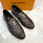 L-v LOAFERS with simple box