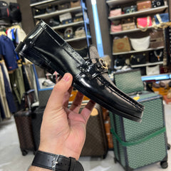 L-V LOAFERS with simple box