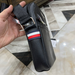 Tommy Classic Shoulder Bag