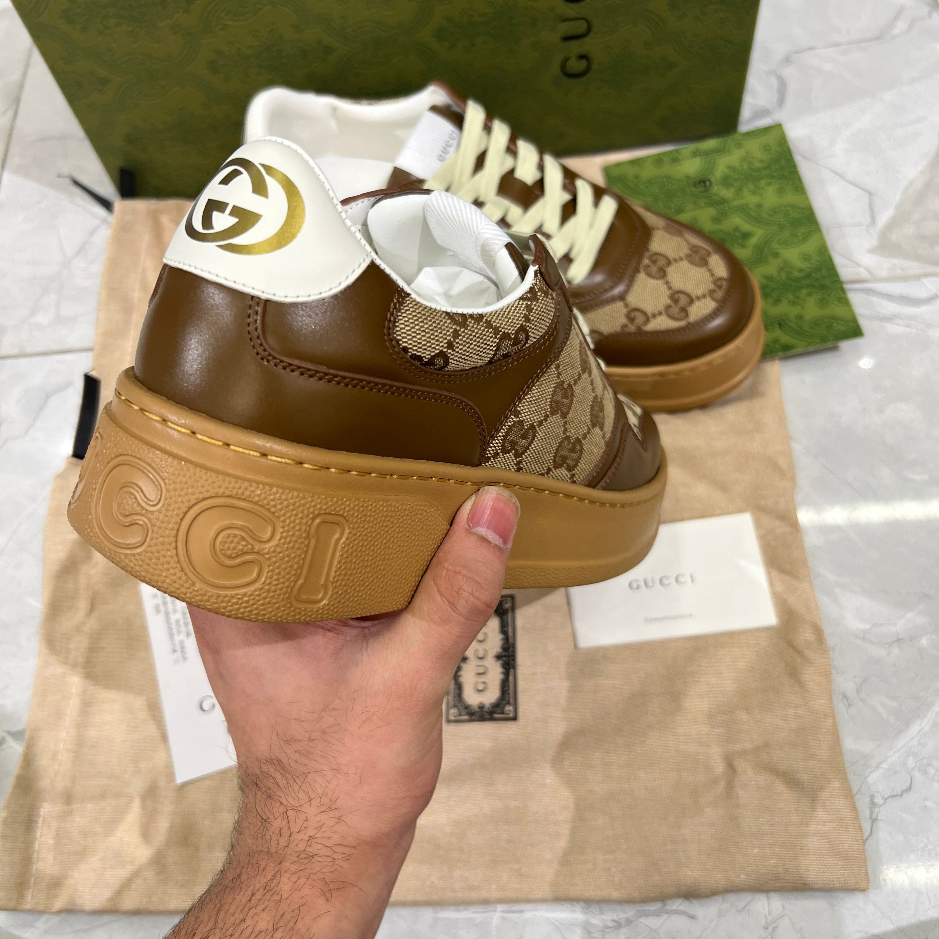 GU HIGH QUALITY SNEAKERS