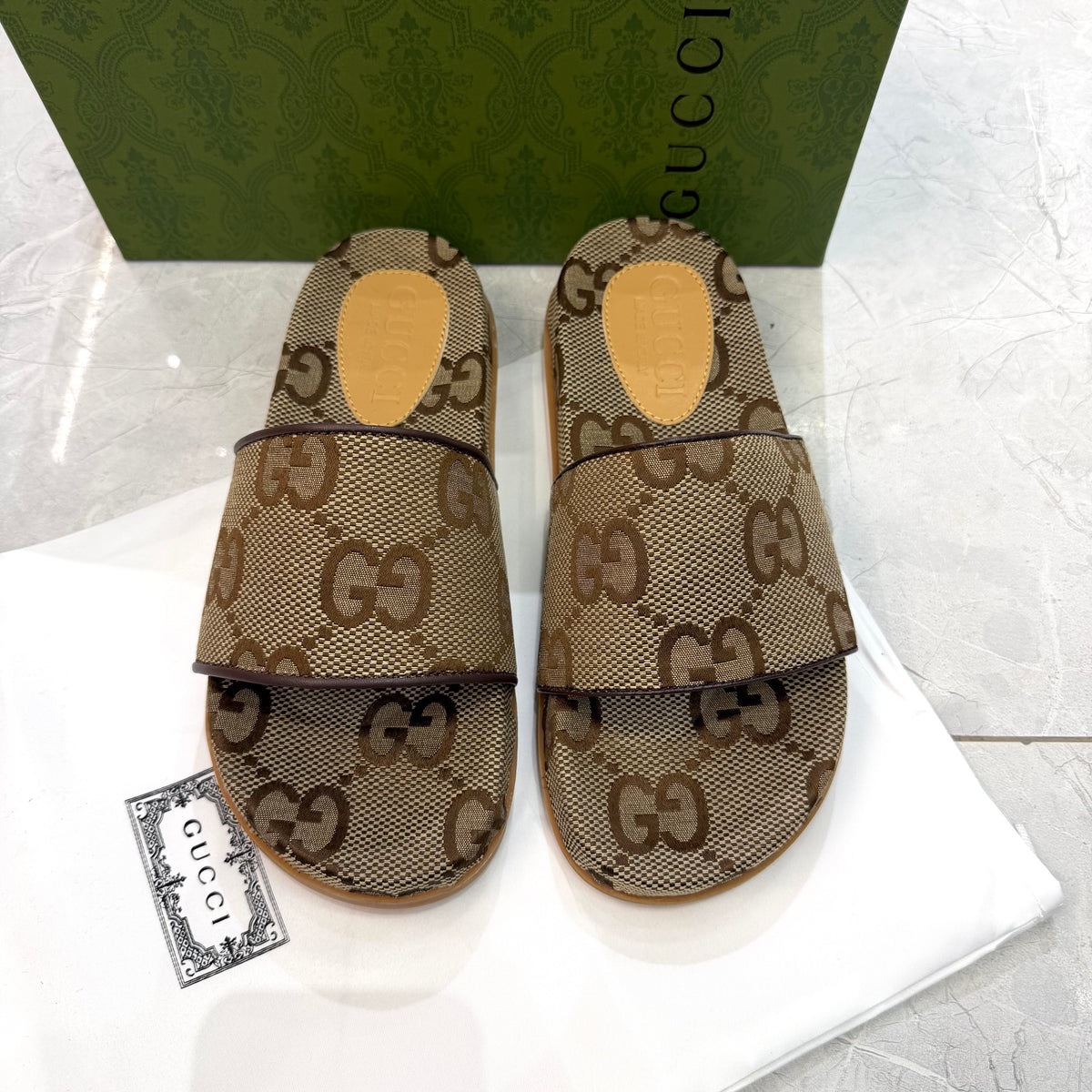 PREMIUM IMPORTED SLIDE WITH BOX HQS