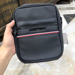 Tommy Classic Shoulder Bag