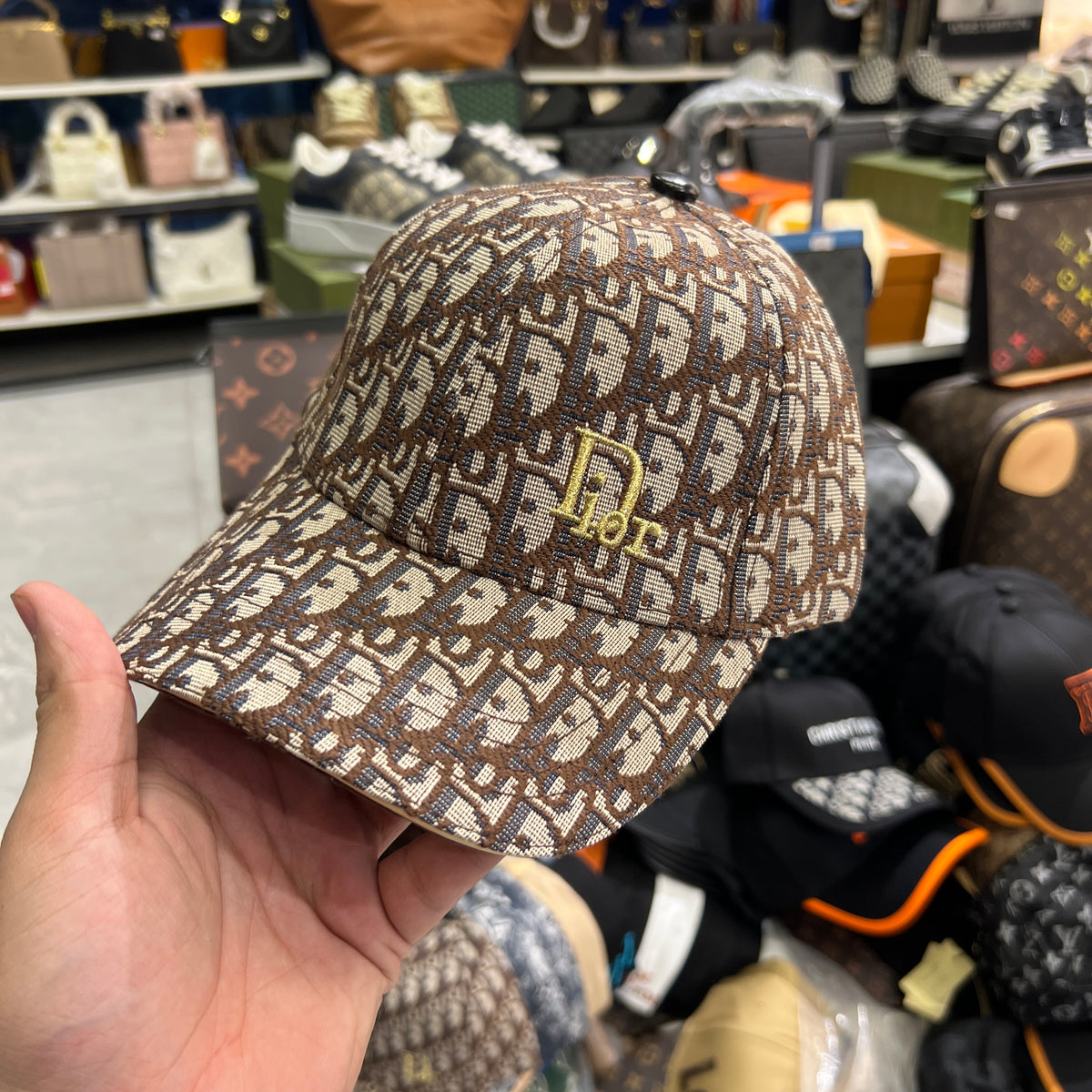 HIGH QUALITY CAP