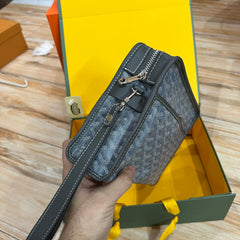 Trendy pouch premium Bag