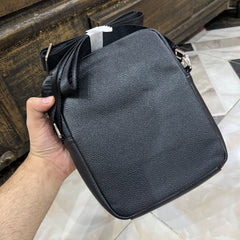 Tommy Classic Shoulder Bag