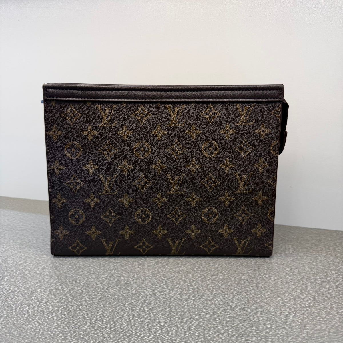 Trendy pouch premium Bag with box