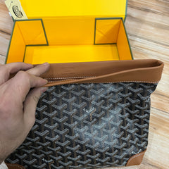 Trendy pouch premium Bag