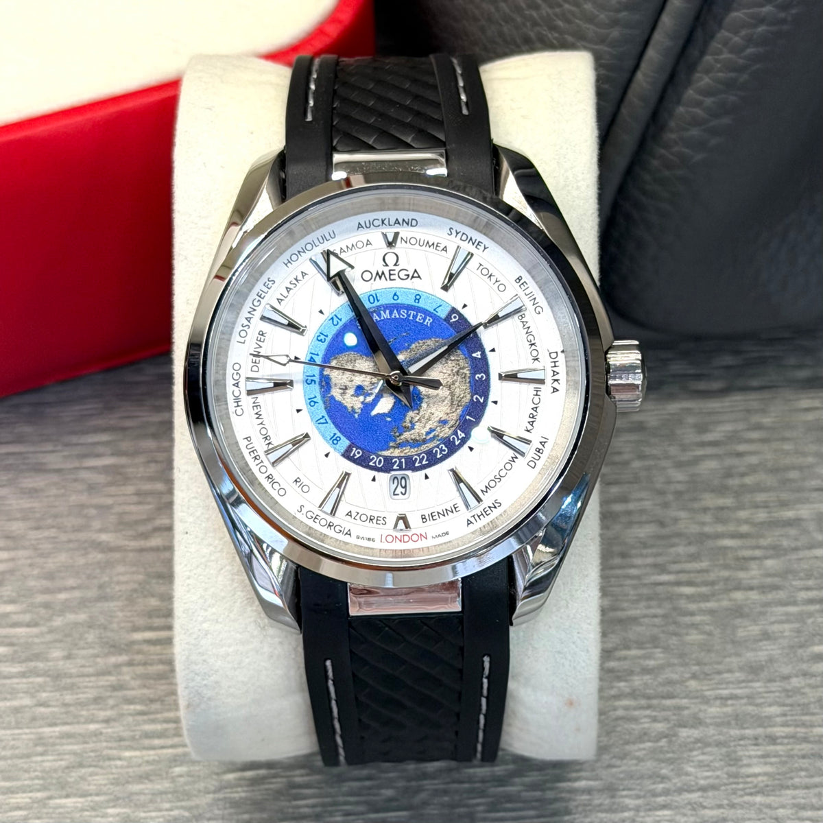 OMG MASTER PLUS WATCH AUTOMATIC WITH BOX