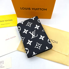 Premium Card holder CHP WAL