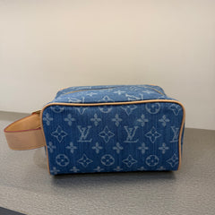 Trendy pouch premium Bag with box