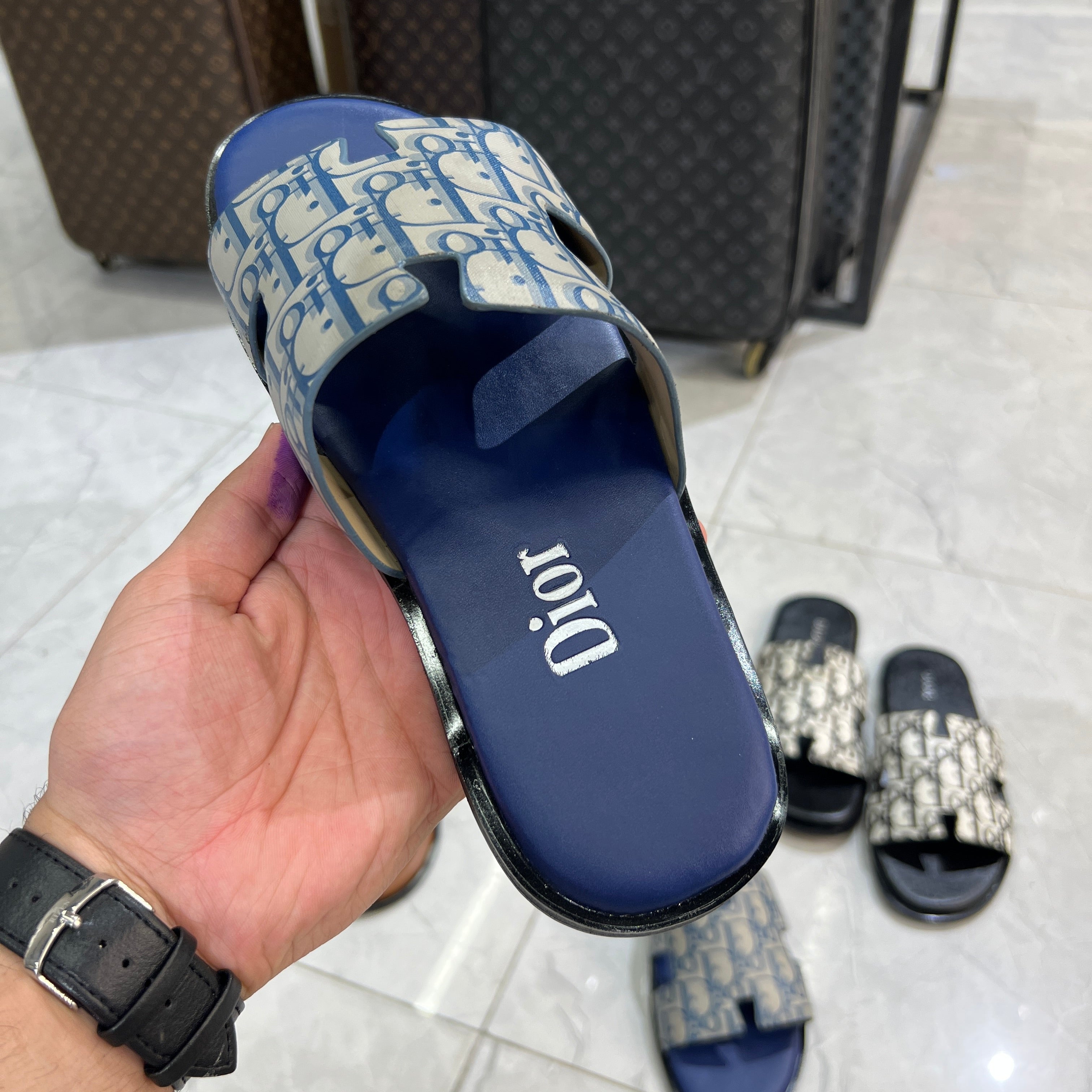 HRMS PREMIUM SLIDE