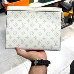 Trendy pouch premium Bag