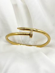 Gold Loop Bracelet