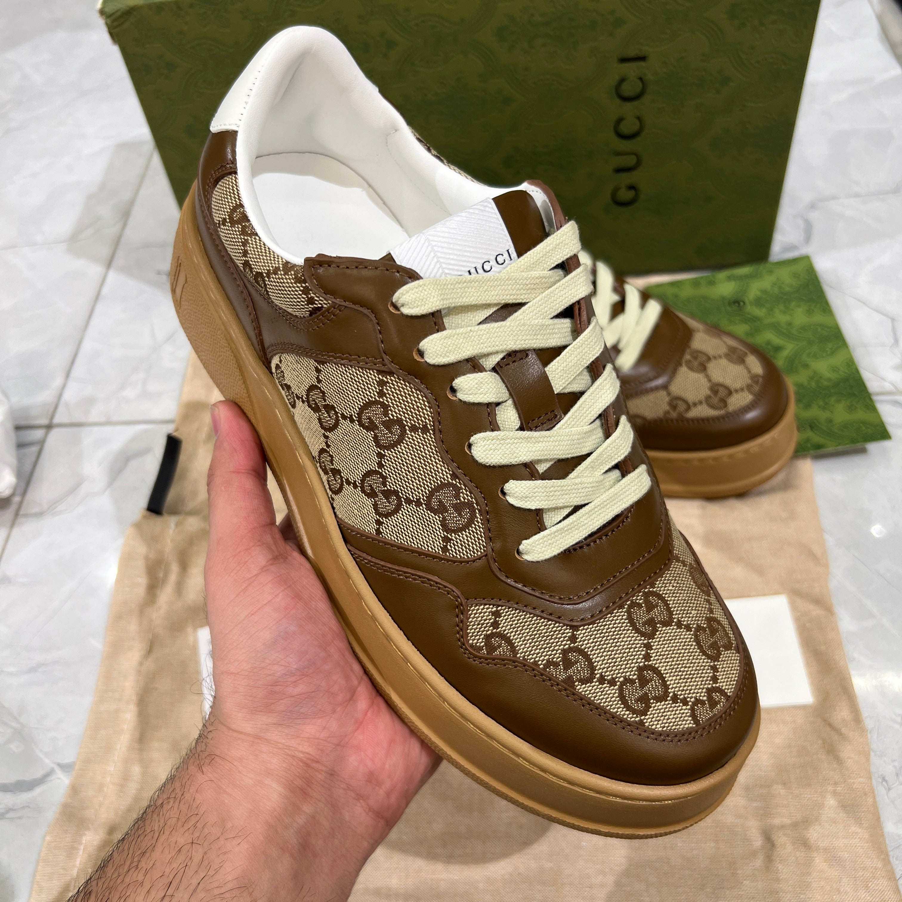 GU HIGH QUALITY SNEAKERS