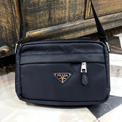 Tommy Classic Shoulder Bag