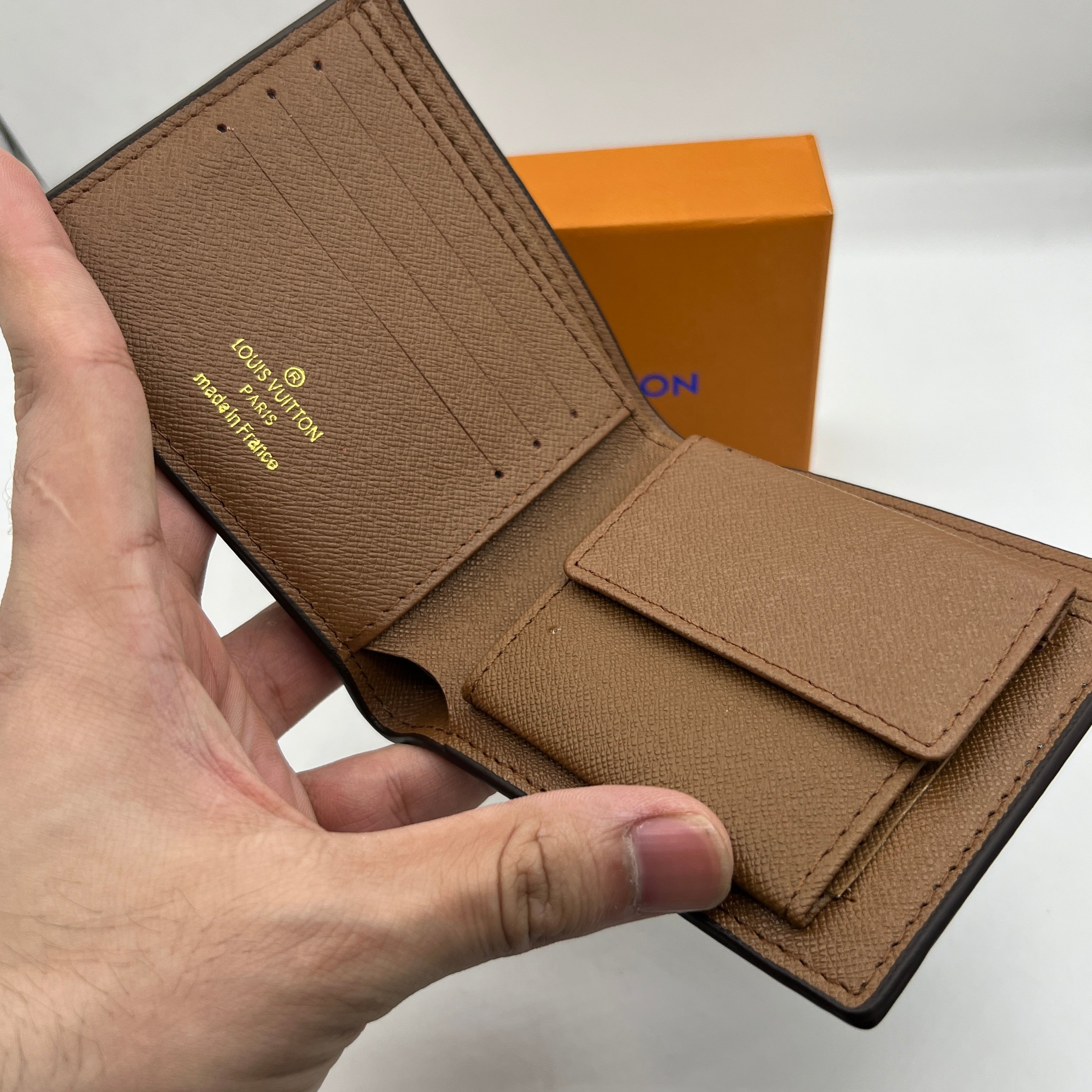 Branded short  WAL