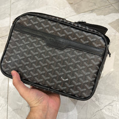 Trendy pouch premium Bag