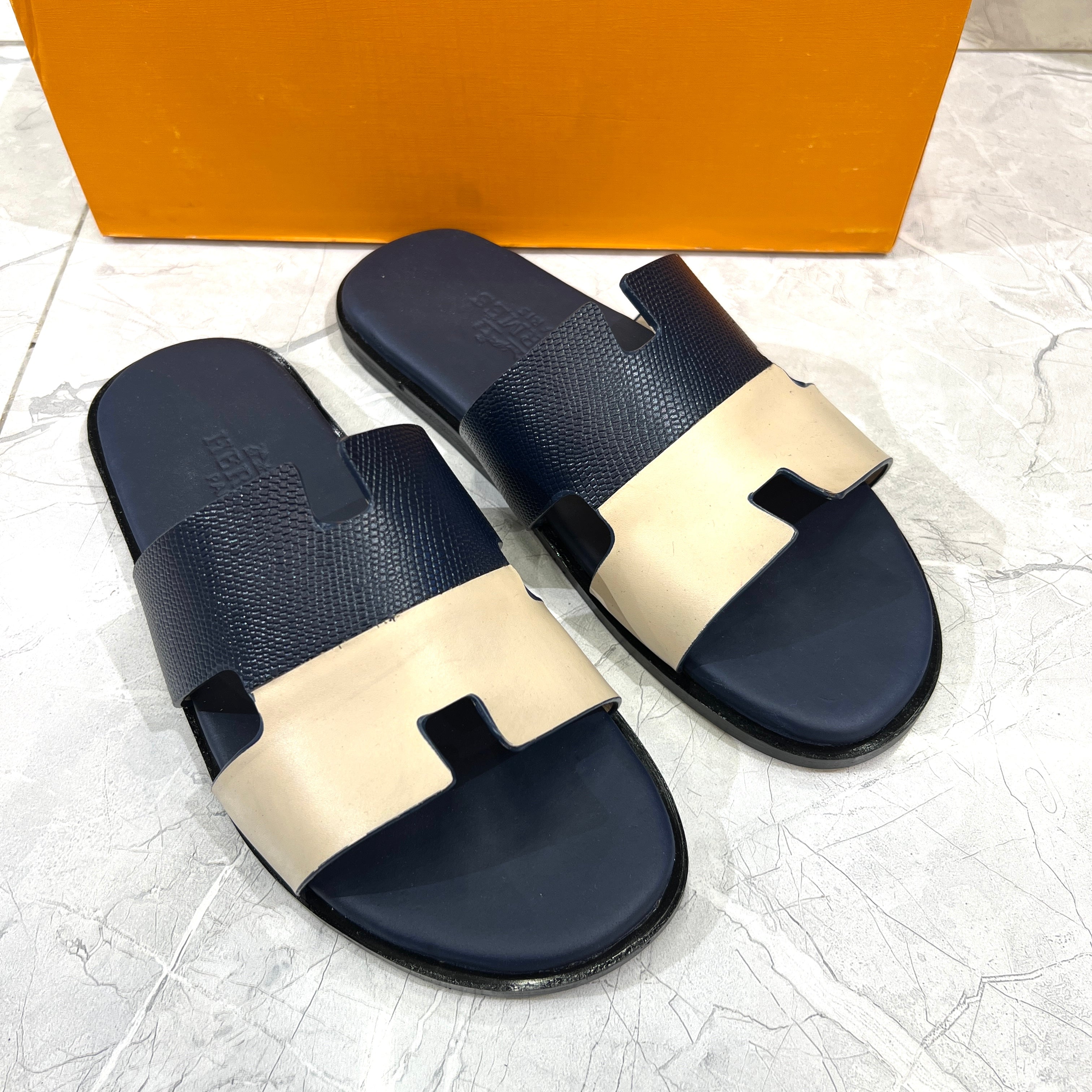 HRMS PREMIUM SLIDE