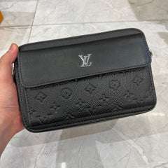 Trendy pouch premium Bag