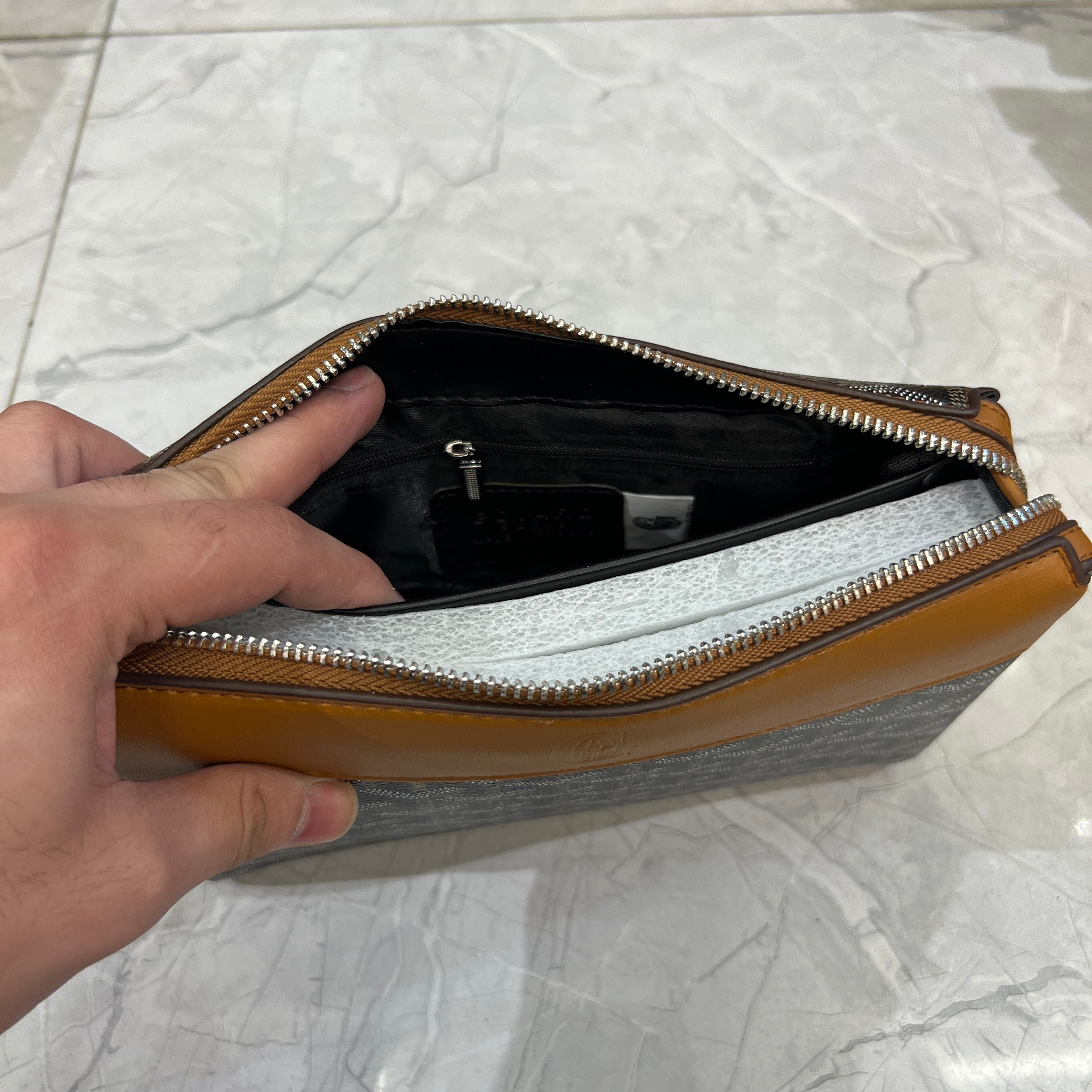 Trendy pouch premium Bag