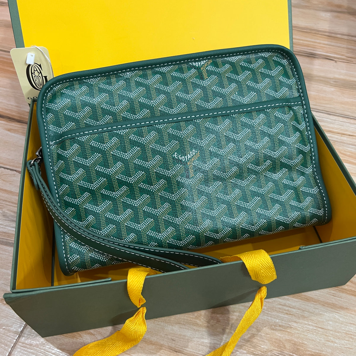 Trendy pouch premium Bag