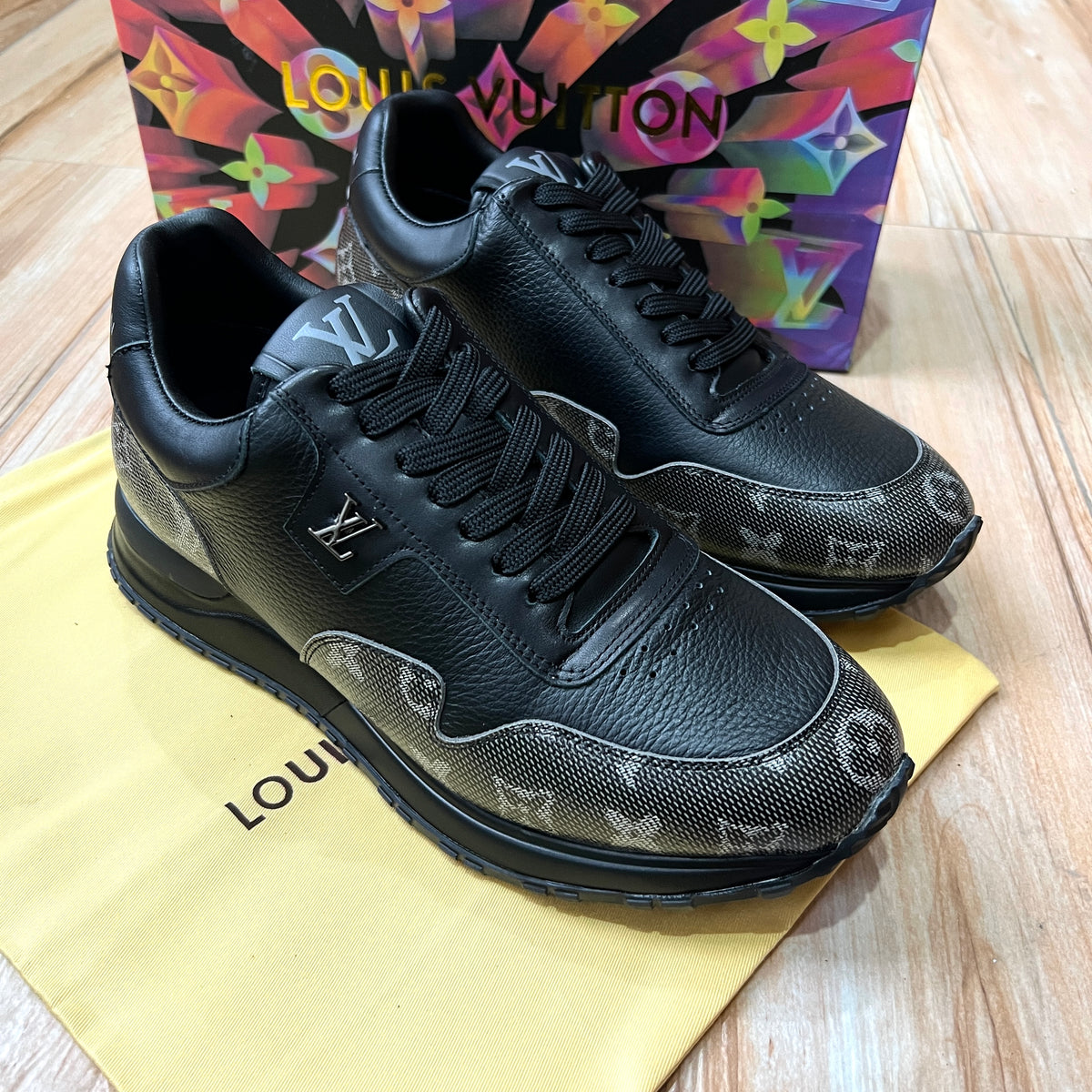 GU HIGH QUALITY SNEAKERS