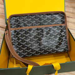 Trendy pouch premium Bag