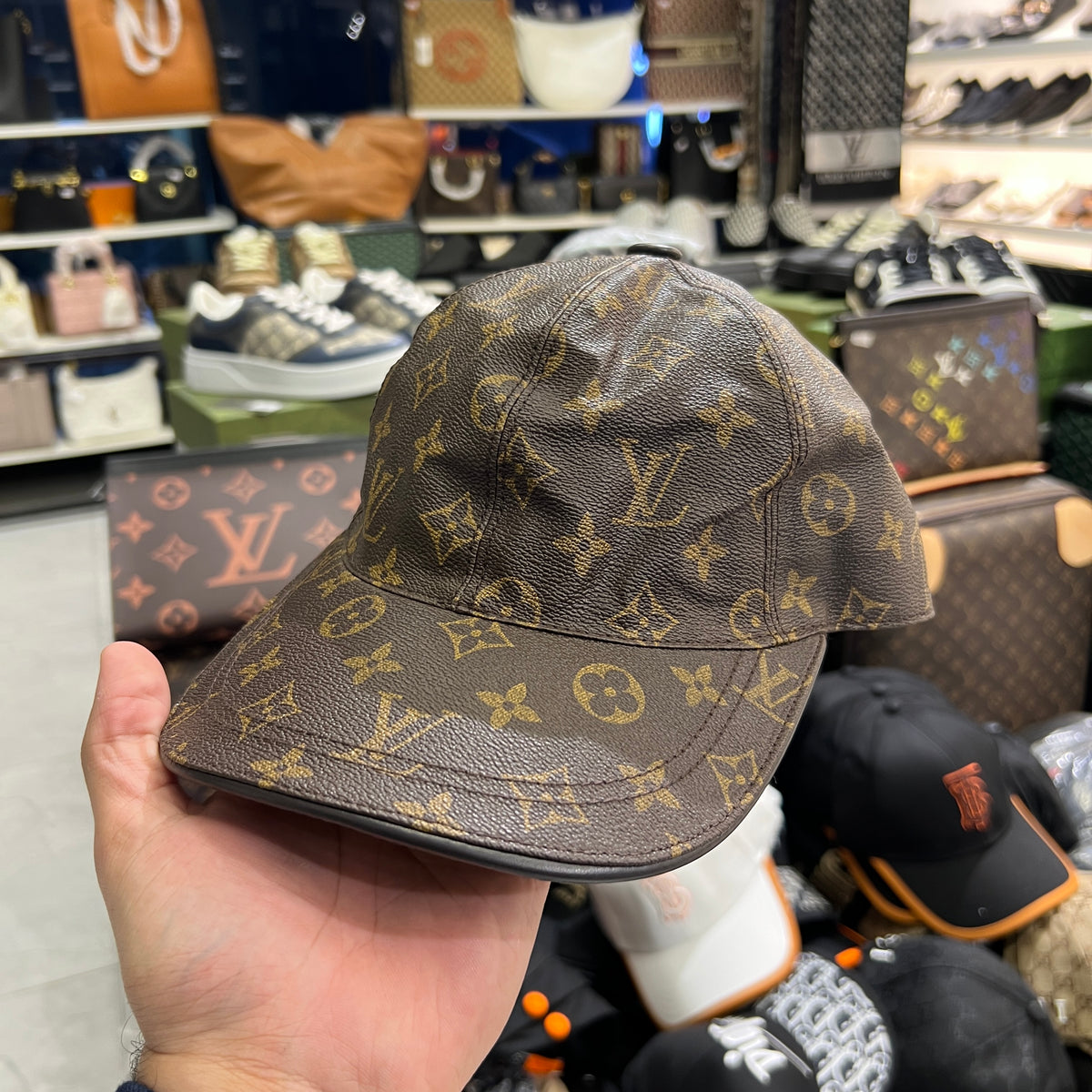 HIGH QUALITY CAP