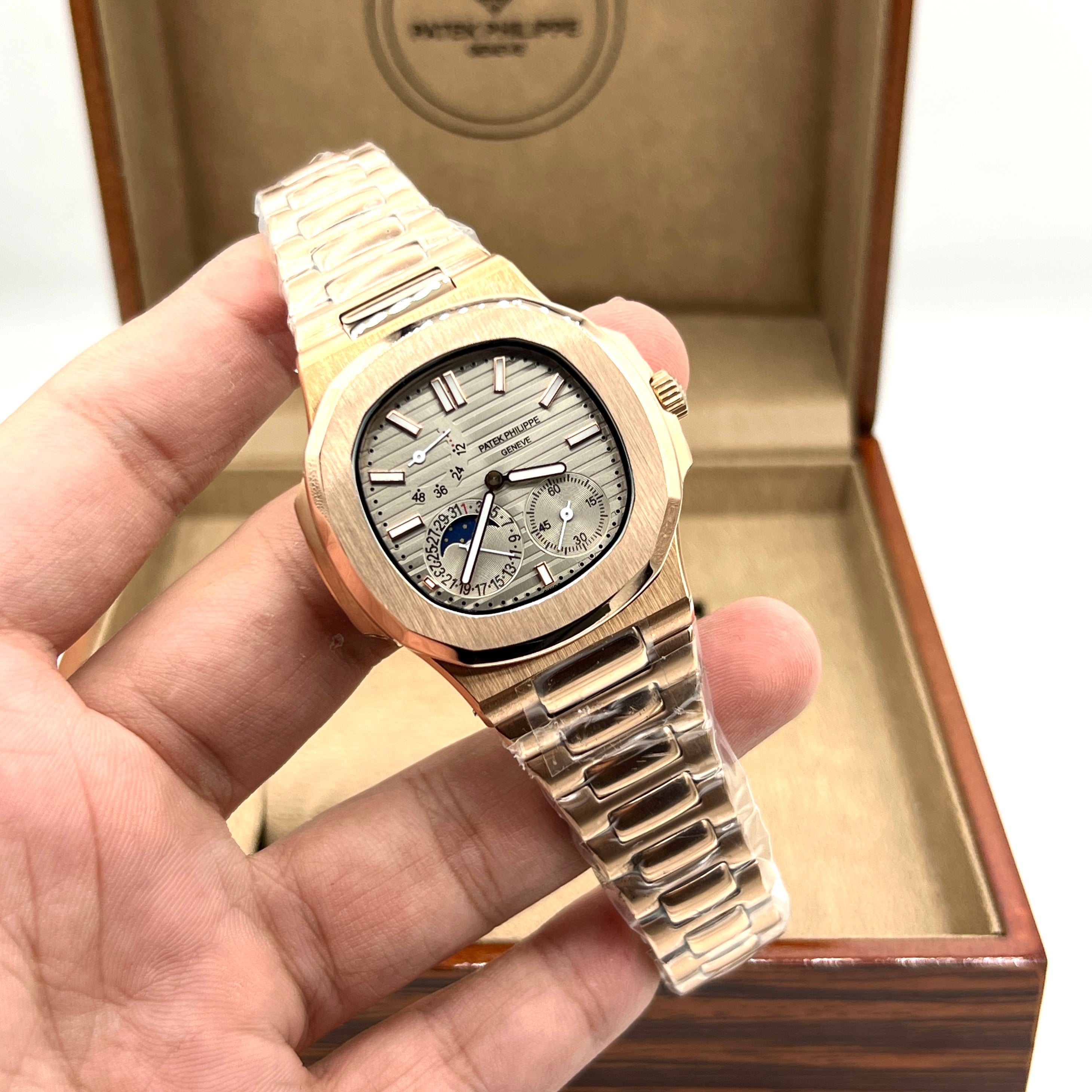 PP MASTER PLUS WATCH WITH BOX