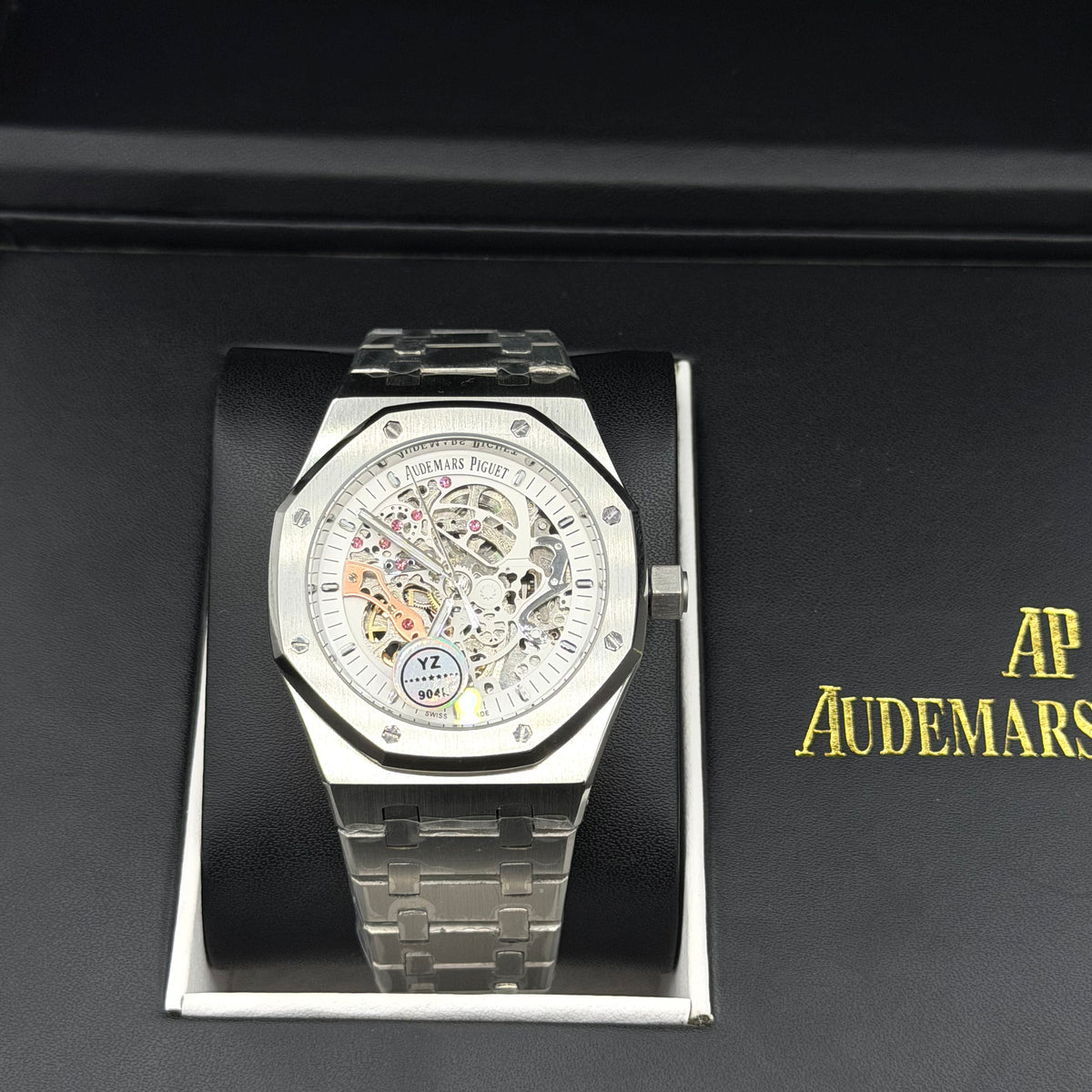 AP MASTER PLUS WATCH WITH BOX