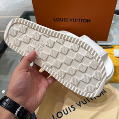 L-V HIGH QUALITY SLIDE HQS26
