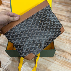 Trendy pouch premium Bag