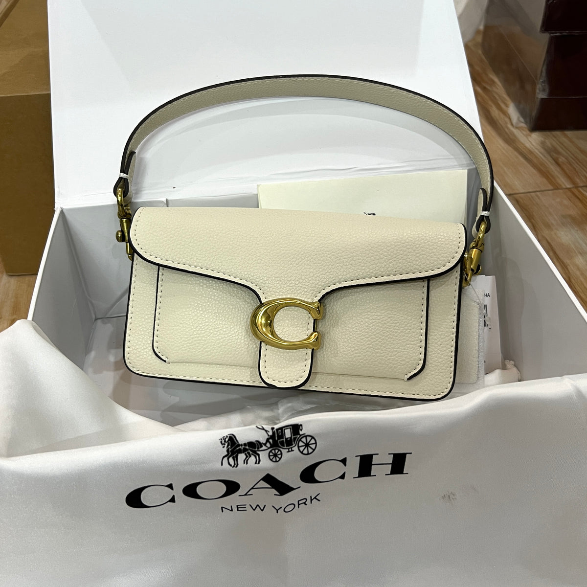 COACH 20 size High quality Ladies bag LB03w
