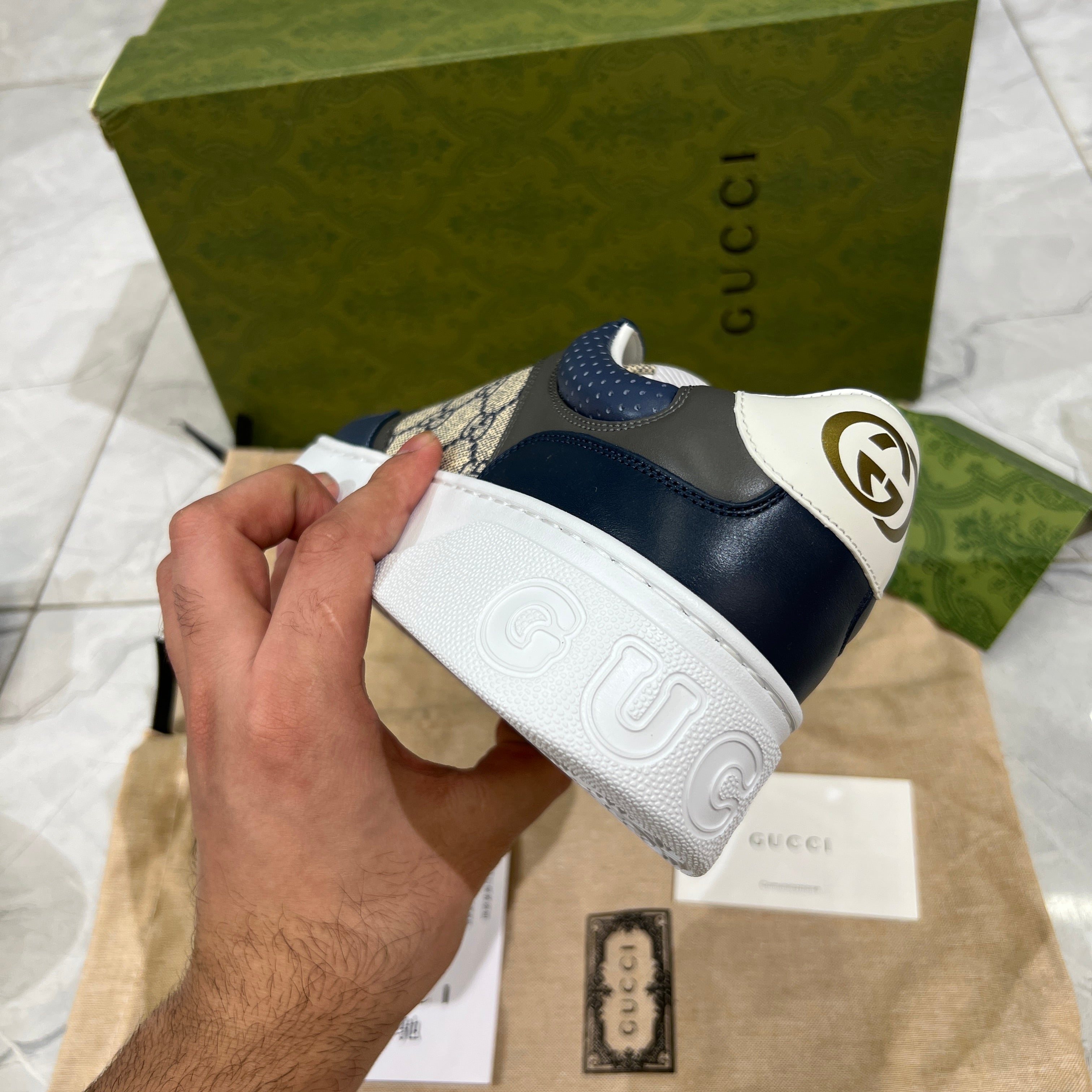 GU HIGH QUALITY SNEAKERS