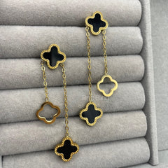 Clover hanging earrings (black)