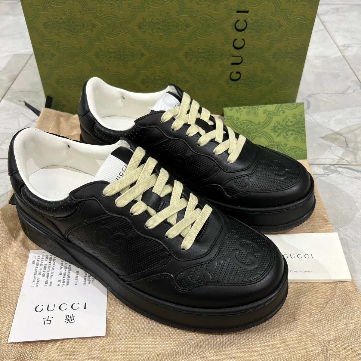 GU HIGH QUALITY SNEAKERS