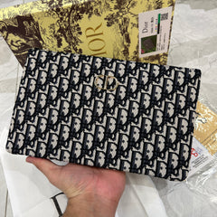 Trendy pouch premium Bag