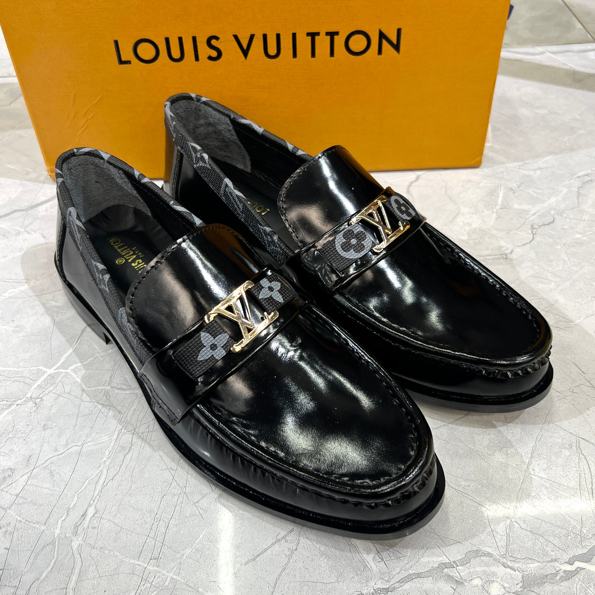 L-V LOAFERS pk